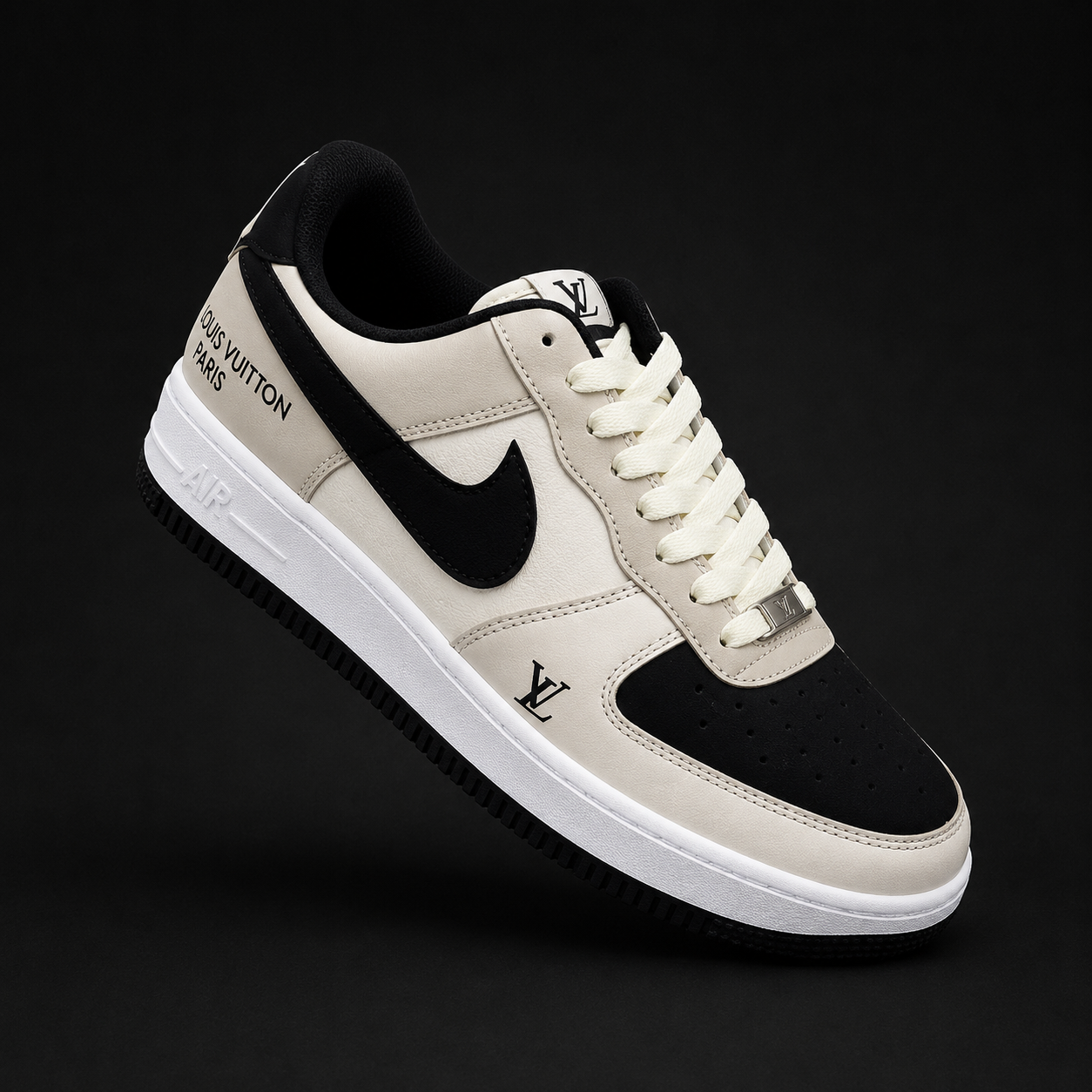 ESSENTIAL BLACK WHITE